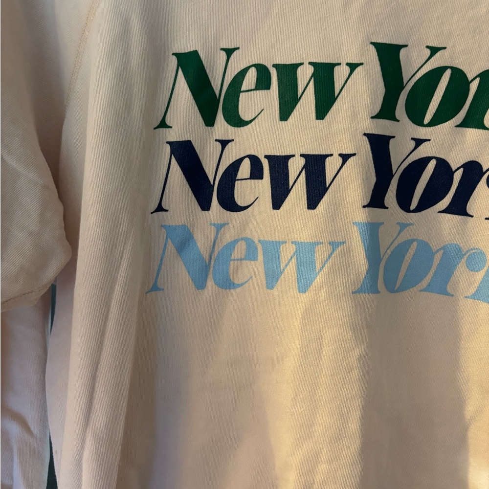 Women’s J.Crew New York sweatshirt size medium. There are no holes, stains, wear - Picture 2 of 10